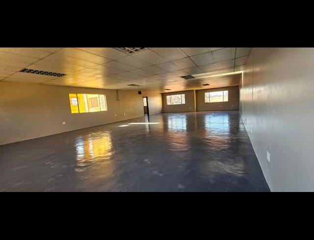 BUSINESS PROPERTY TO RENT IN PARKRAND